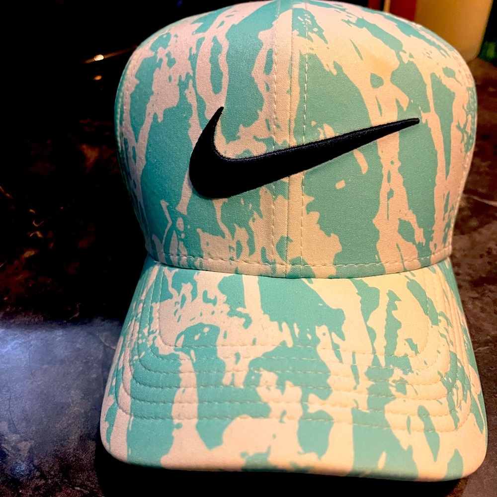 Nike Golf Hat